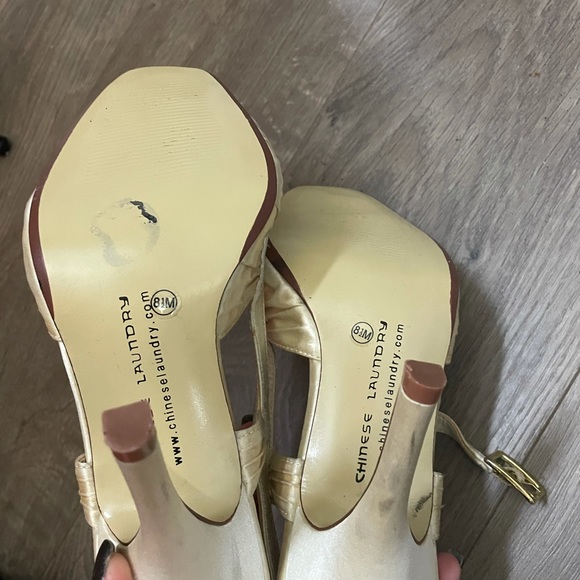 Chinese Landry heels - Picture 4 of 4